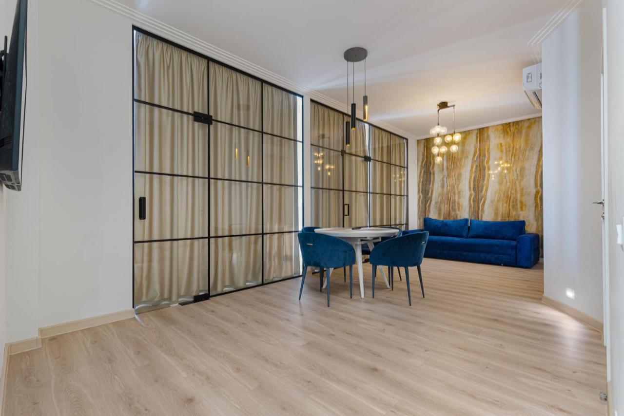 Sea Symphony Luxury 3-Bedrooms Apartment Odessa Eksteriør billede