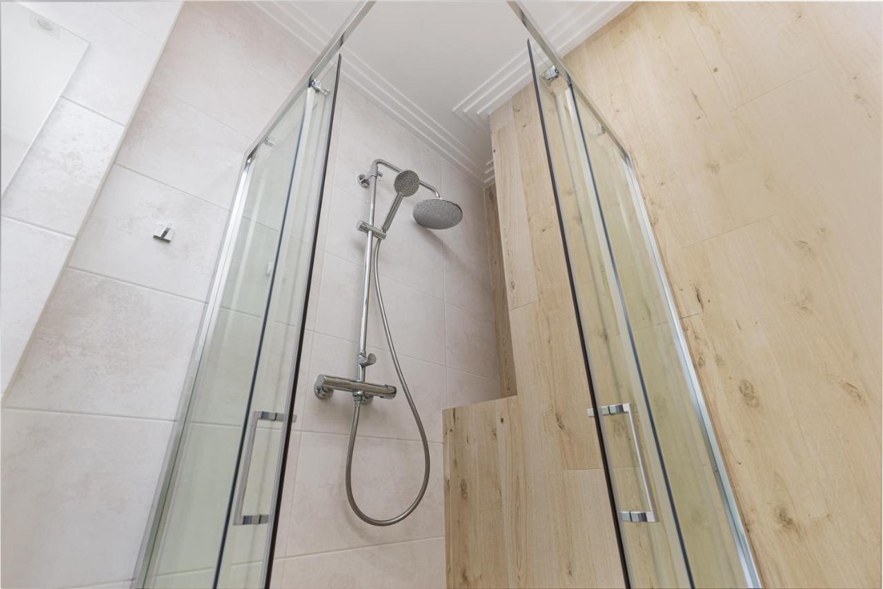 Sea Symphony Luxury 3-Bedrooms Apartment Odessa Eksteriør billede